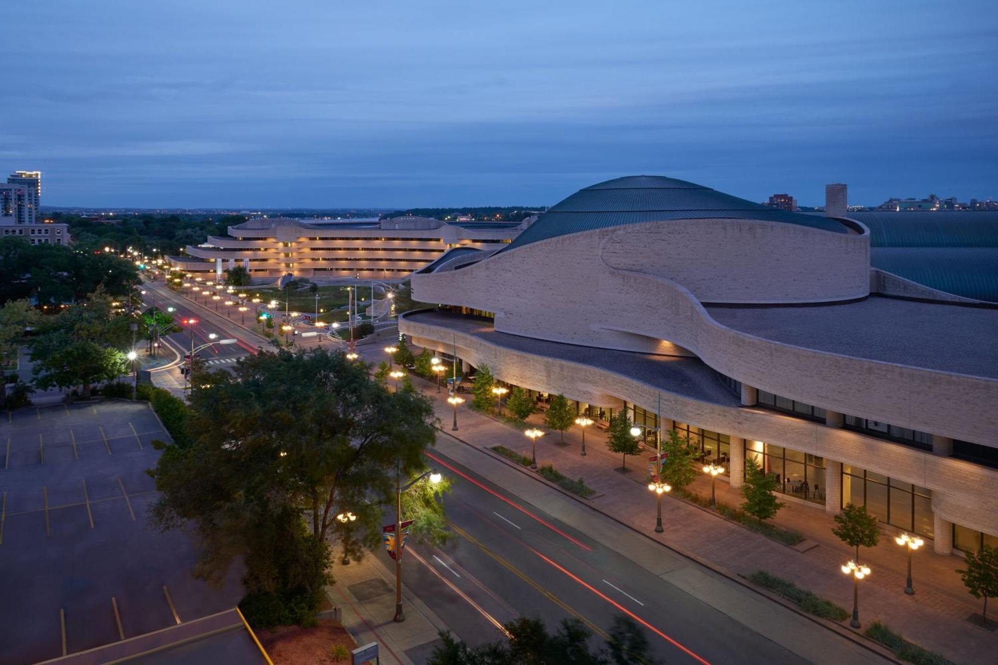 Four Points By Sheraton Hotel & Conference Centre Gatineau-Ottawa Exterior photo